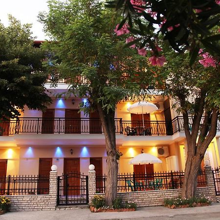 Vasiliki Apartments Platamon Exterior foto